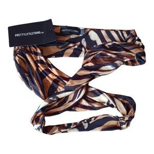 PrettyLittleThing Tiger Print Jersey Halter Top